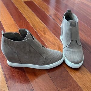 Steve Madden Taupe High-Top Sneakers